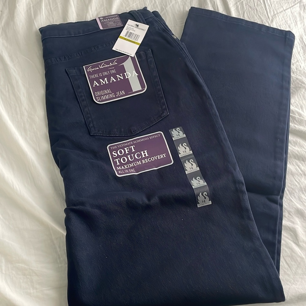 Gloria Vanderbilt jeans